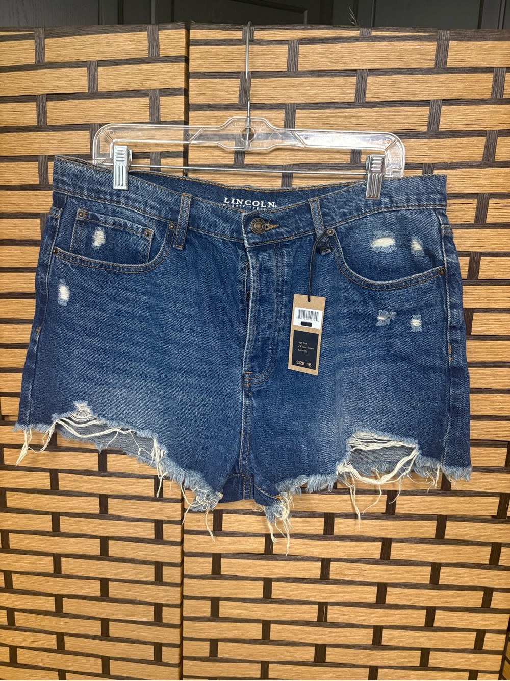 Lincoln outfitters Jean shorts size 16
